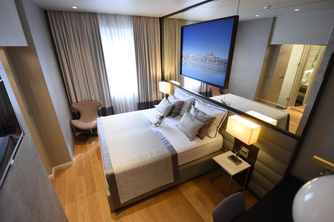 Fortuna Luxury Rooms 1 Split Buitenkant foto