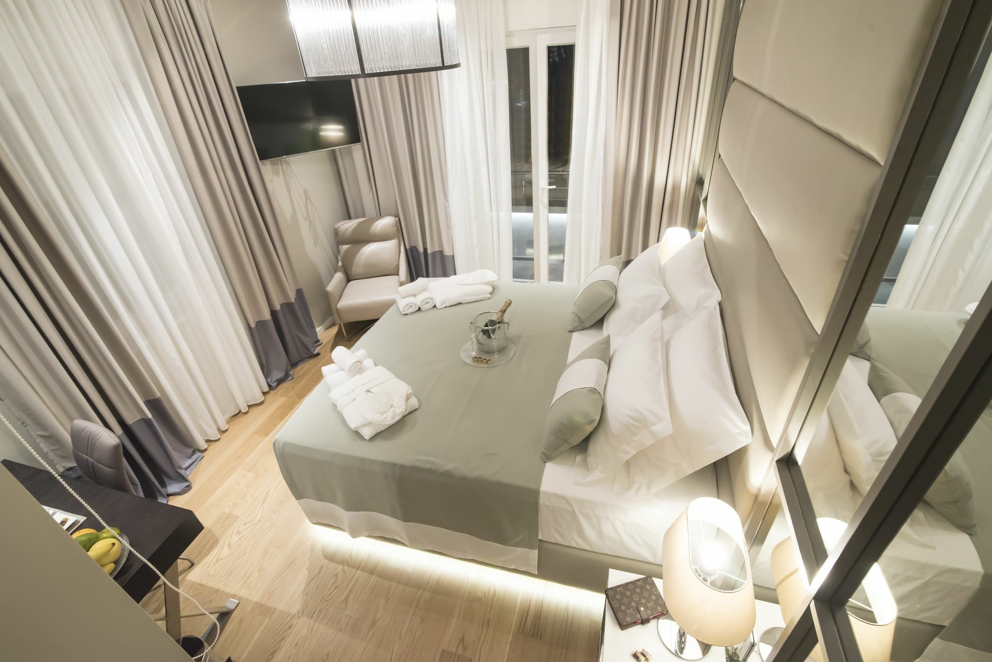 Fortuna Luxury Rooms 1 Split Buitenkant foto